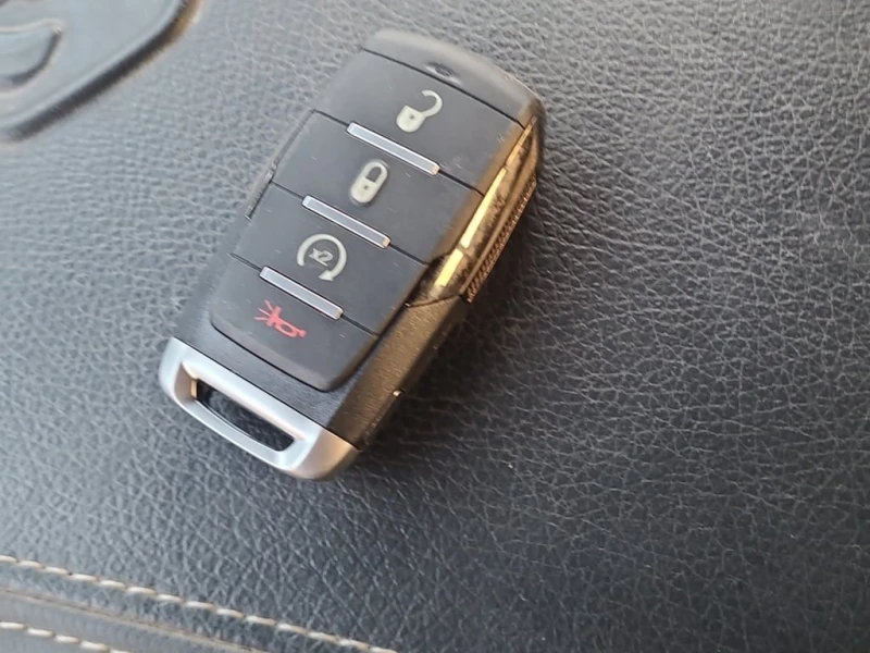 Dodge RAM 1500 * REBEL CREW CAB SHORT BED * CARFAX * БЕЗ ПЪРВОНАЧ, снимка 8 - Автомобили и джипове - 52874101