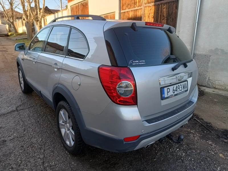 Chevrolet Captiva 2.2D 4WD 163, снимка 3 - Автомобили и джипове - 52997623