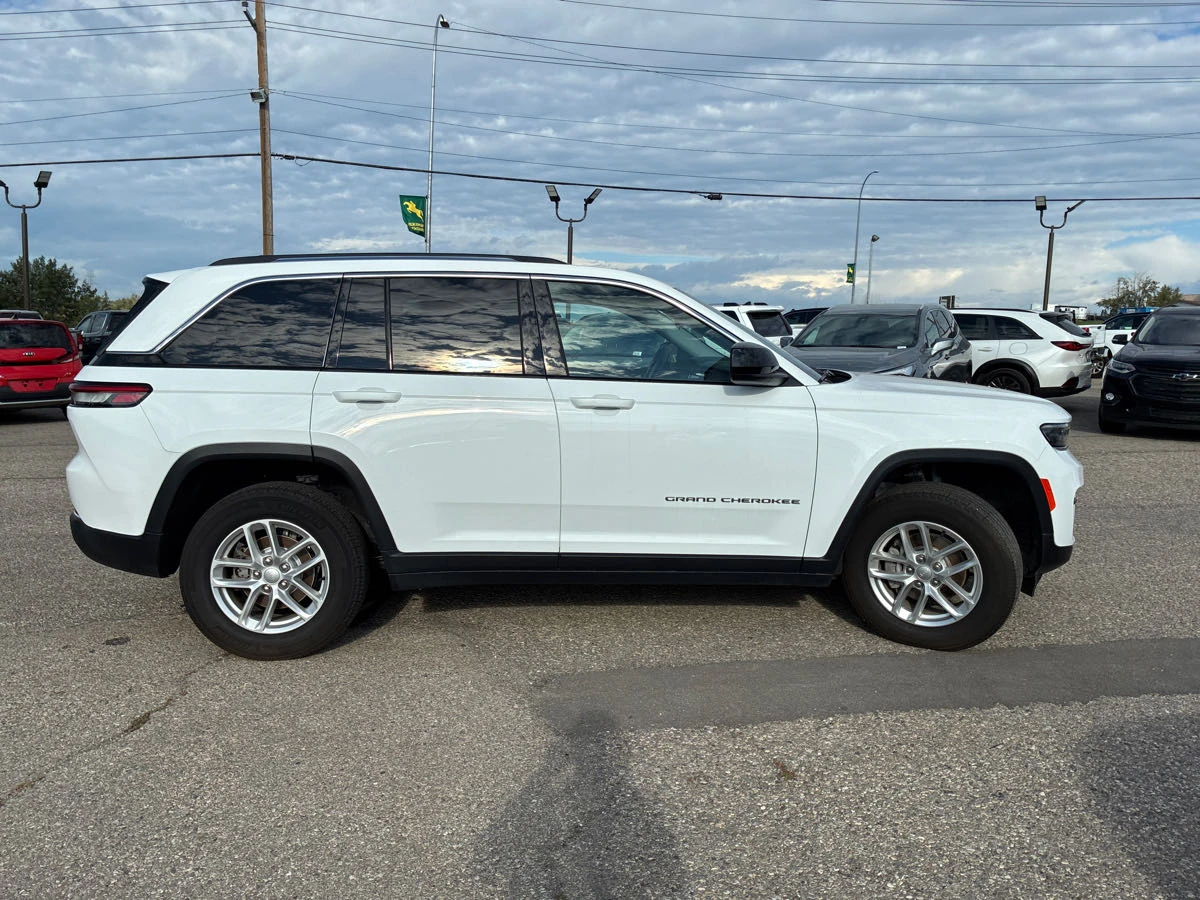 Jeep Grand cherokee * CARFAX * АВТО КРЕДИТ * ЦЕНА ДО БГ! - изображение 4