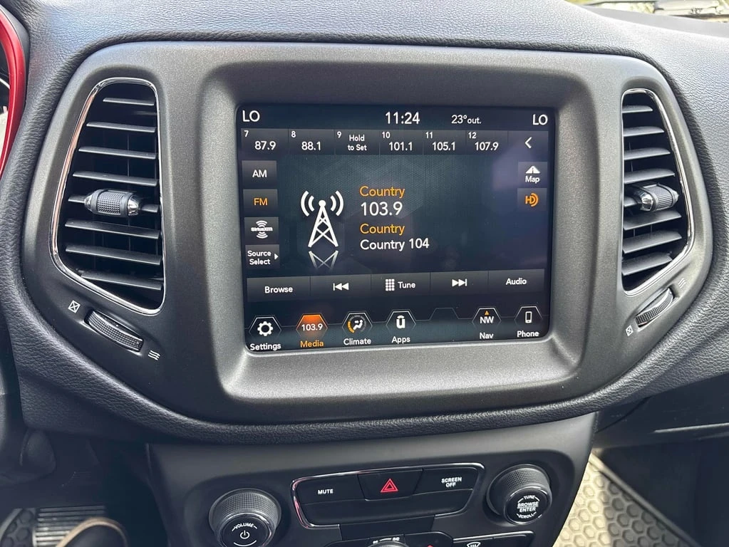 Jeep Compass * Trailhawk * CARFAX * БЕЗ ПЪРВОНАЧАЛНА ВНОСКА - изображение 9