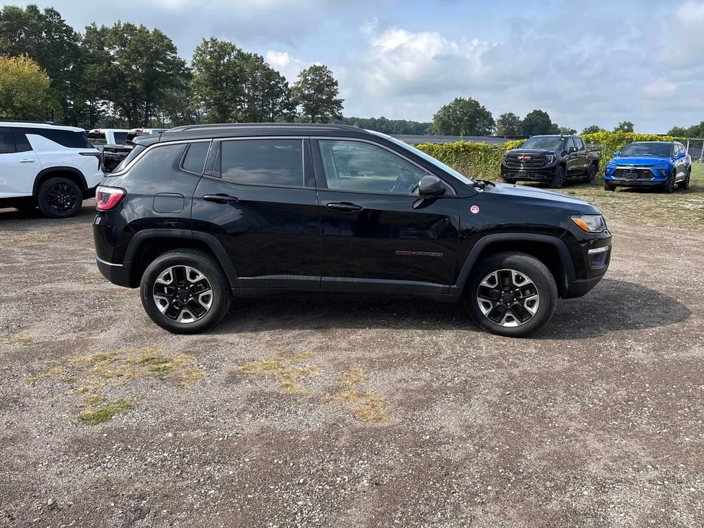Jeep Compass * Trailhawk * CARFAX * БЕЗ ПЪРВОНАЧАЛНА ВНОСКА - изображение 3