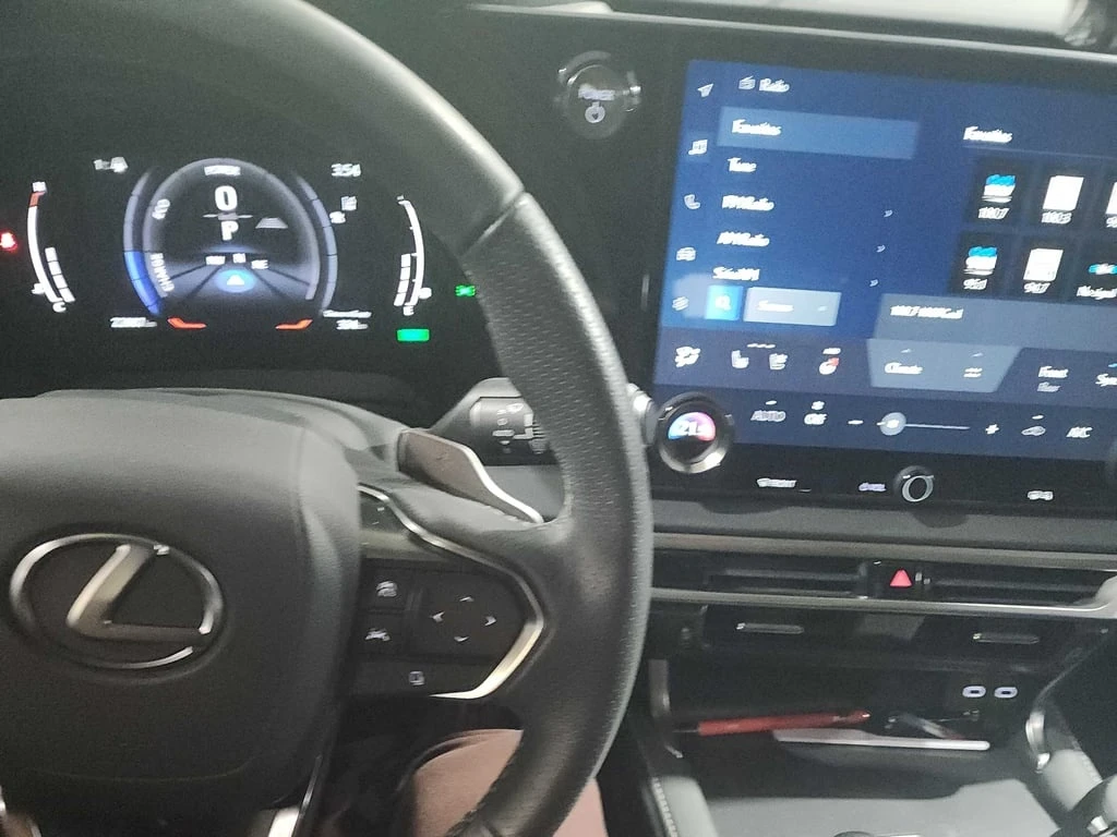 Lexus RX 500h 2023 * CARFAX * БЕЗ ПЪРВОНАЧАЛНА ВНОСКА - изображение 8