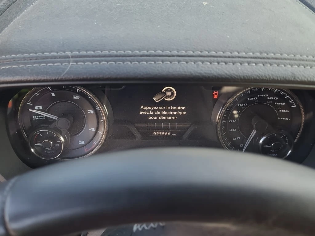 Dodge RAM 1500 * REBEL CREW CAB SHORT BED * CARFAX * БЕЗ ПЪРВОНАЧ - изображение 9