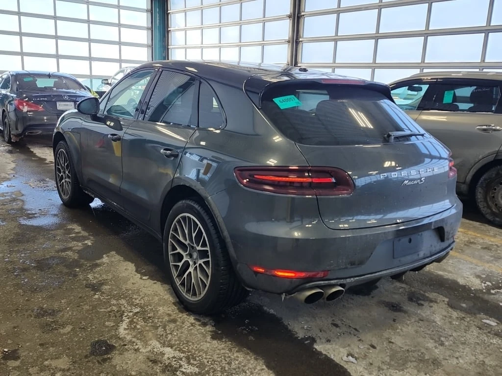 Porsche Macan 2017 * S * CARFAX * ОТ ПРЕДСТАВИТЕЛСТВО - изображение 4