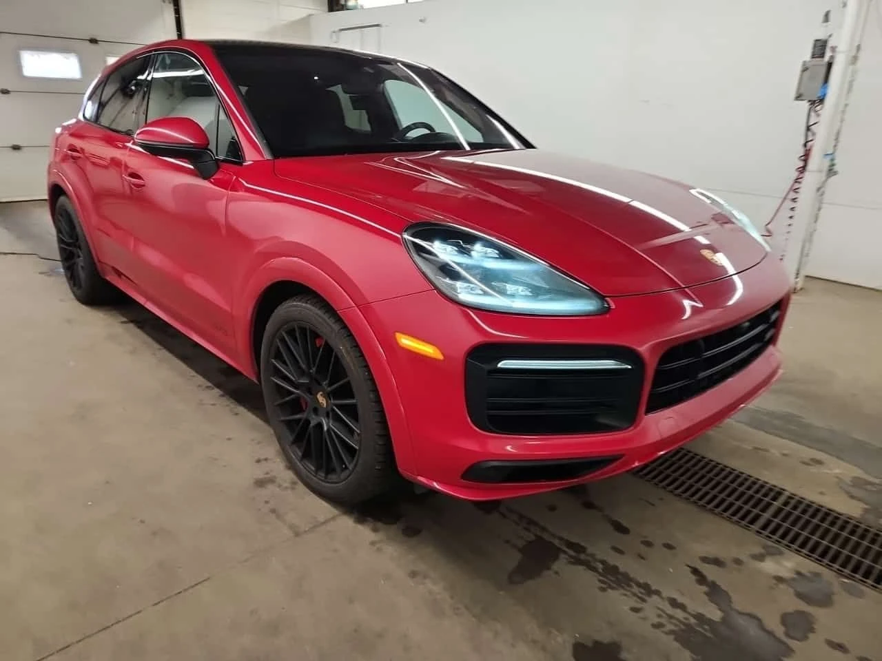 Porsche Cayenne * GTS * CARFAX * ЦЕНА ДО БГ, снимка 2 - Автомобили и джипове - 54043140