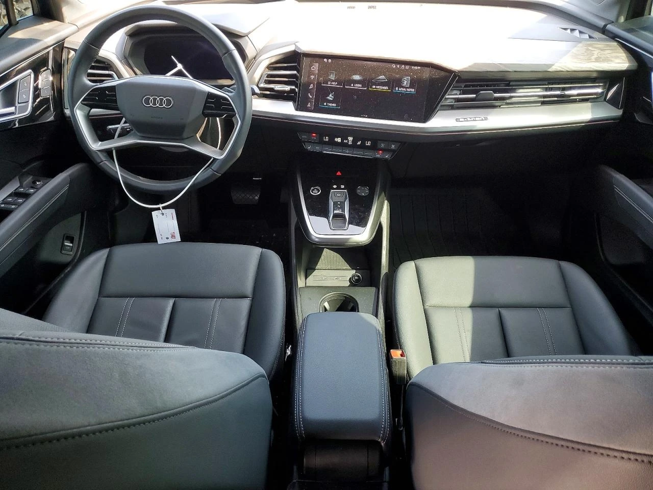 Audi Q4 E-tron* PRESTIGE* AWD* ПОДГРЕВ* 360* КАМЕРА* , снимка 7 - Автомобили и джипове - 55486808