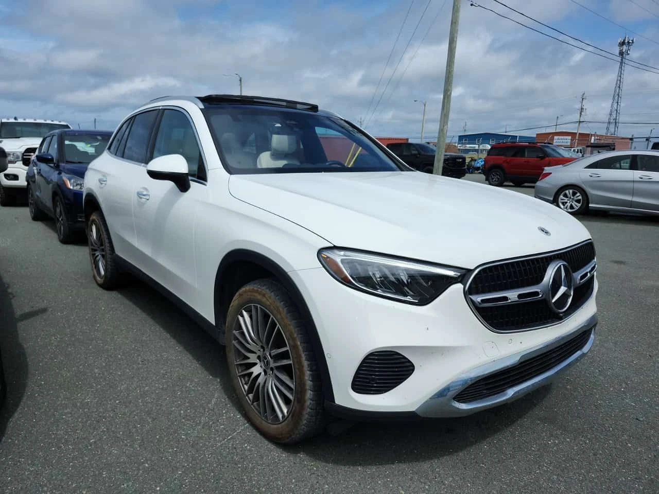 Mercedes-Benz GLC 300 4matic Suv 300/CARFAX /ПОДГРЕВ/ПАНОРАМА/, снимка 2 - Автомобили и джипове - 55628361