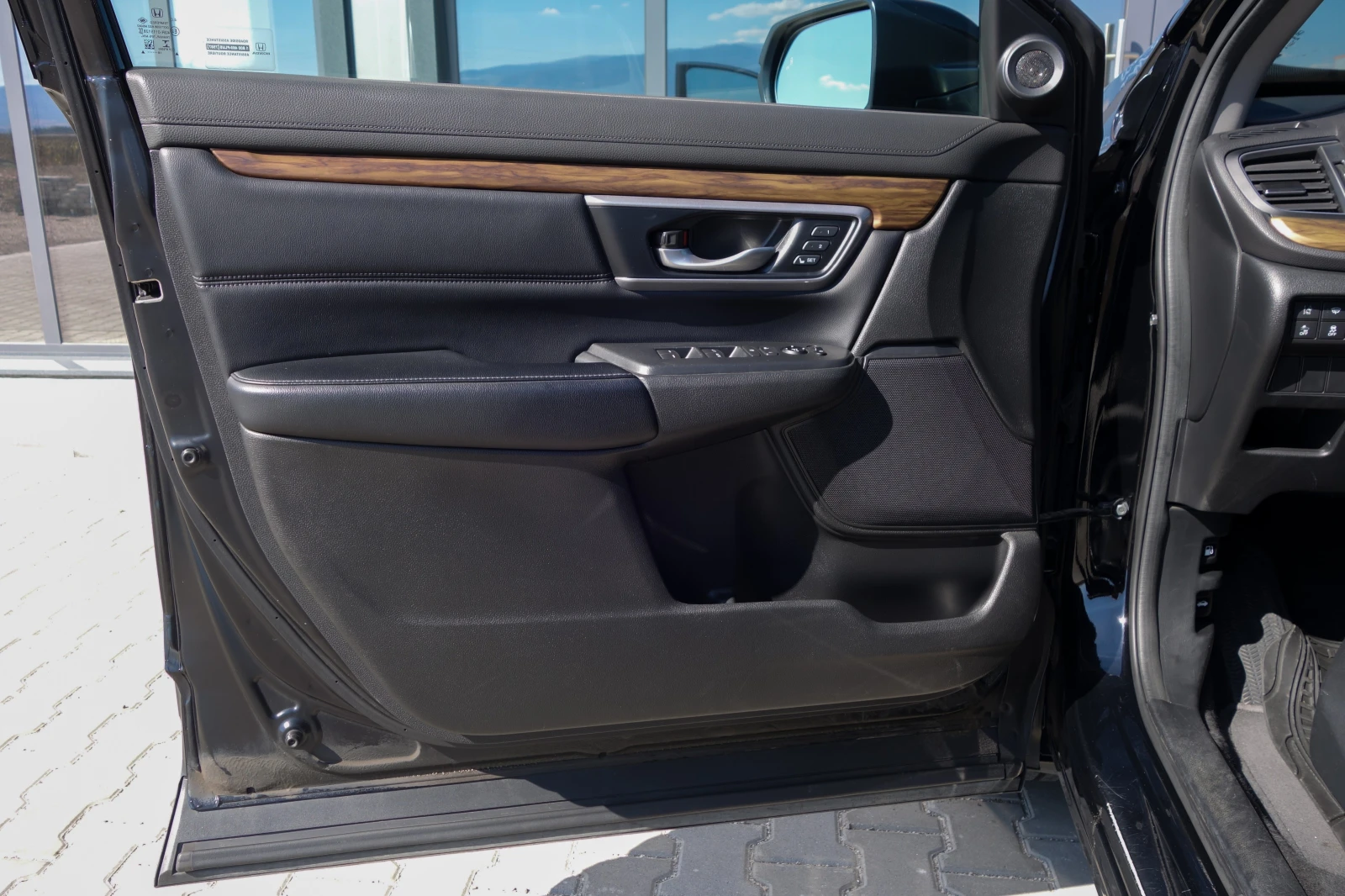 Honda Cr-v Европейска* Най-високо ниво на оборудване* , снимка 16 - Автомобили и джипове - 56104693