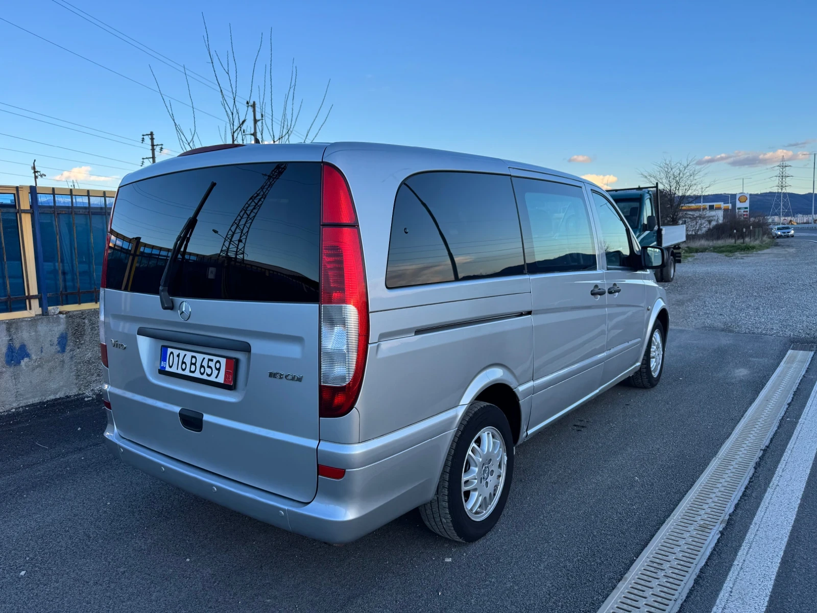 Mercedes-Benz Vito 113 CDI Автоматик 8 местен Long Face lift - изображение 4