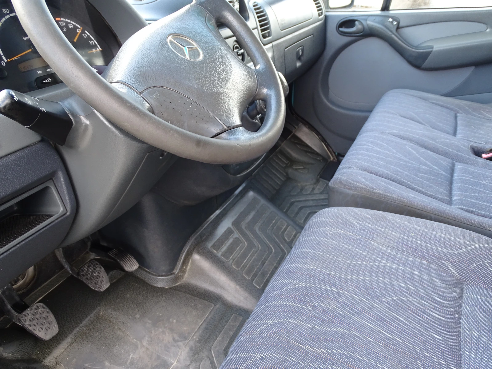 Mercedes-Benz 313 * * * ВНОС ОТ ШВЕЙЦАРИЯ* * * , снимка 13 - Бусове и автобуси - 53676427