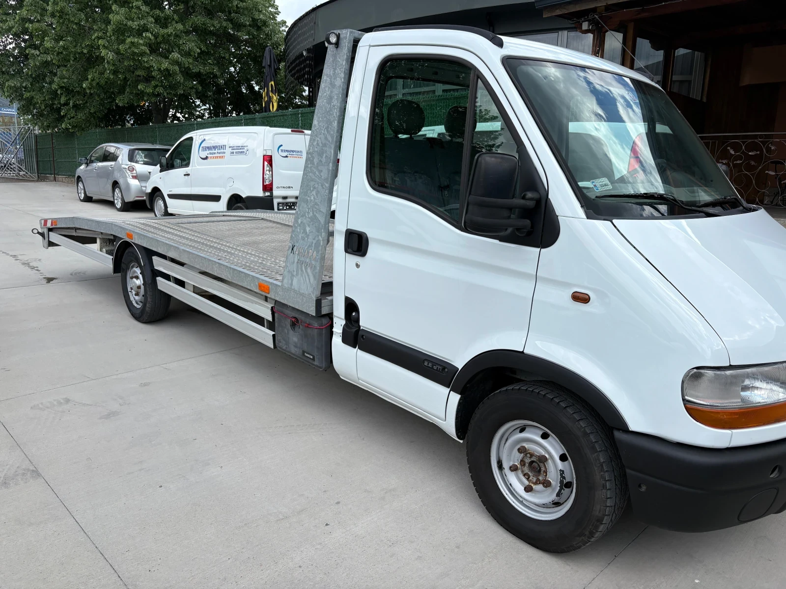 Renault Master 2, 8 МОТОР ИВЕКО ТОП ПЛАТФОРМА, снимка 2 - Бусове и автобуси - 54528119