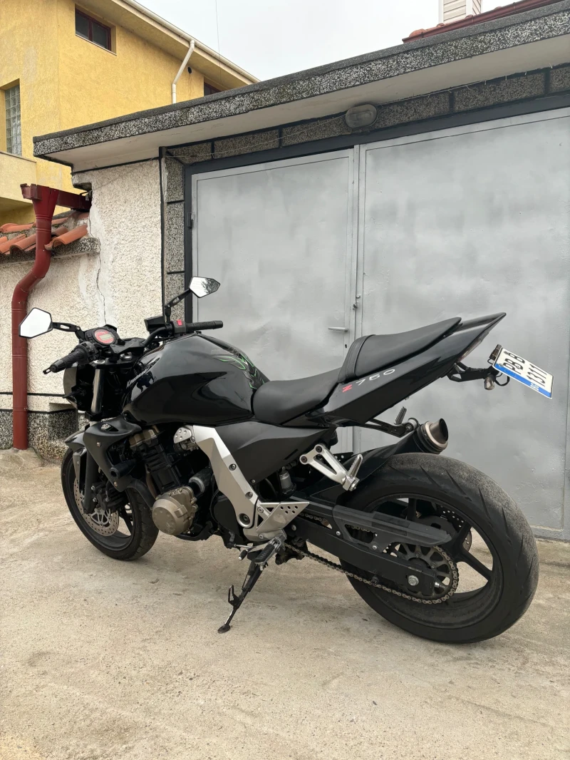 Kawasaki Z 750R, снимка 3 - Мотоциклети и мототехника - 52907384