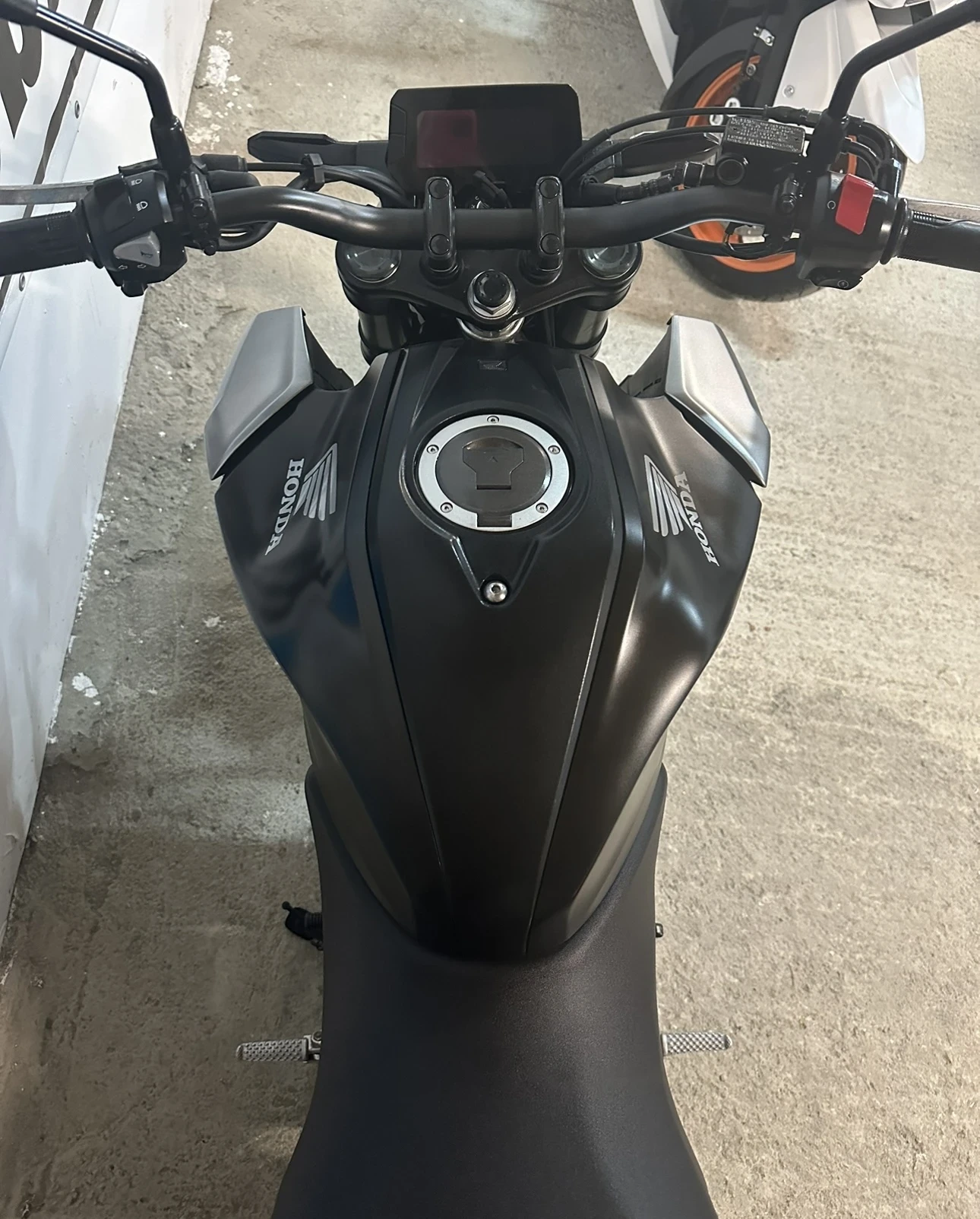 Honda Cb 125R ABS LED - изображение 10