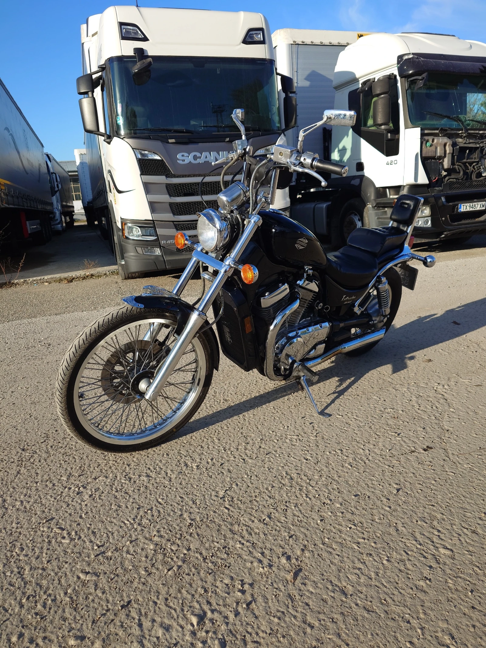 Suzuki Intruder vs 800 - изображение 3