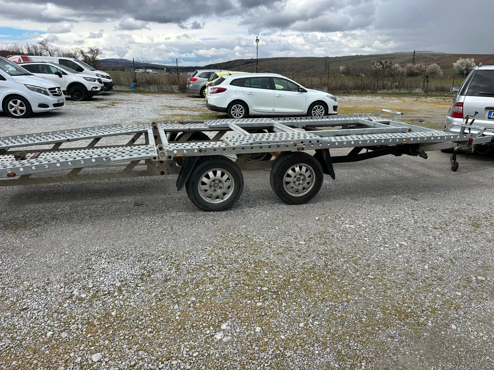 За автомобил Algema AVID 2 TGS 8, снимка 10 - Ремаркета - 54090431