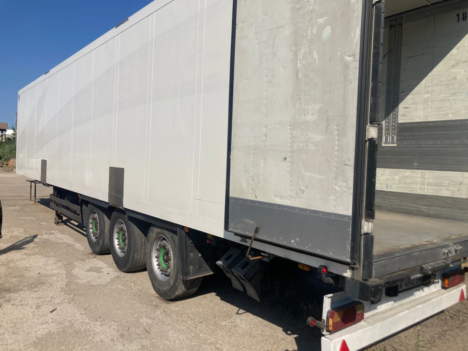 Полуремарке Schmitz 01, снимка 2 - Ремаркета - 55791618