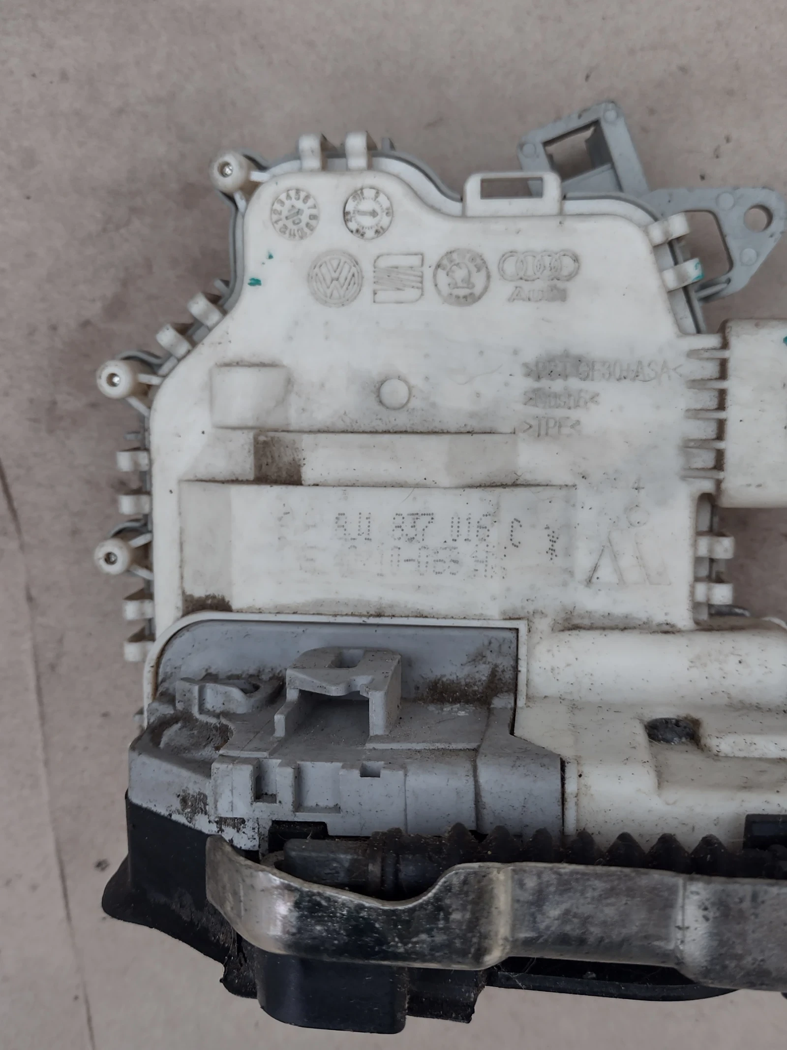 8J1837016C       AUDI A4 B8  8J1 837 016 C | Mobile.bg   3