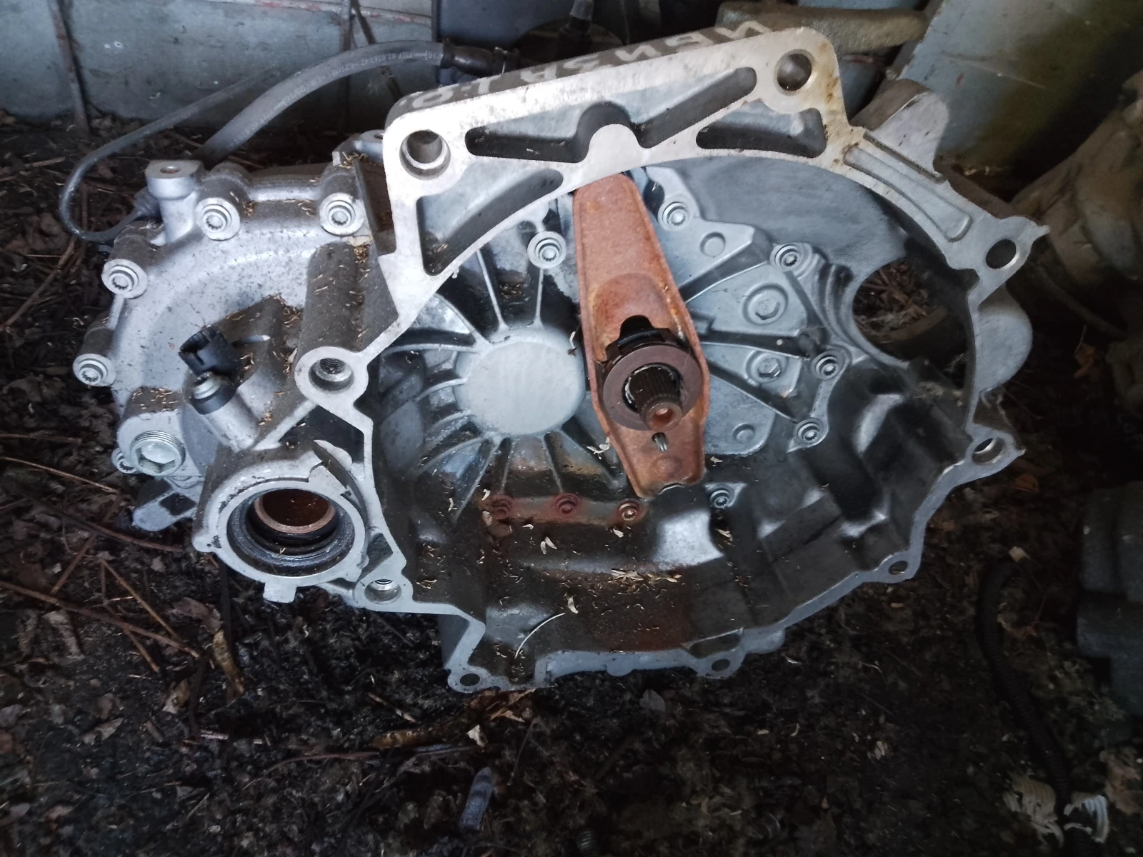 0DQ 301103      QTS | Mobile.bg   2