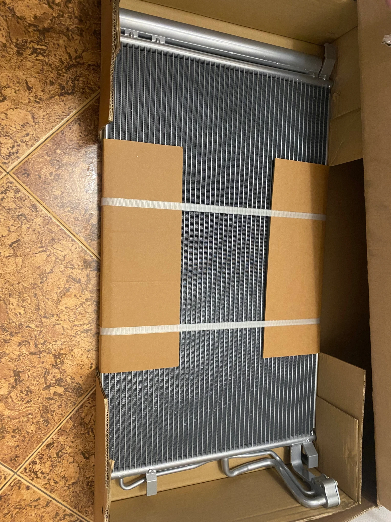 �������� Elantra 2.0 | Mobile.bg � ����������� 2