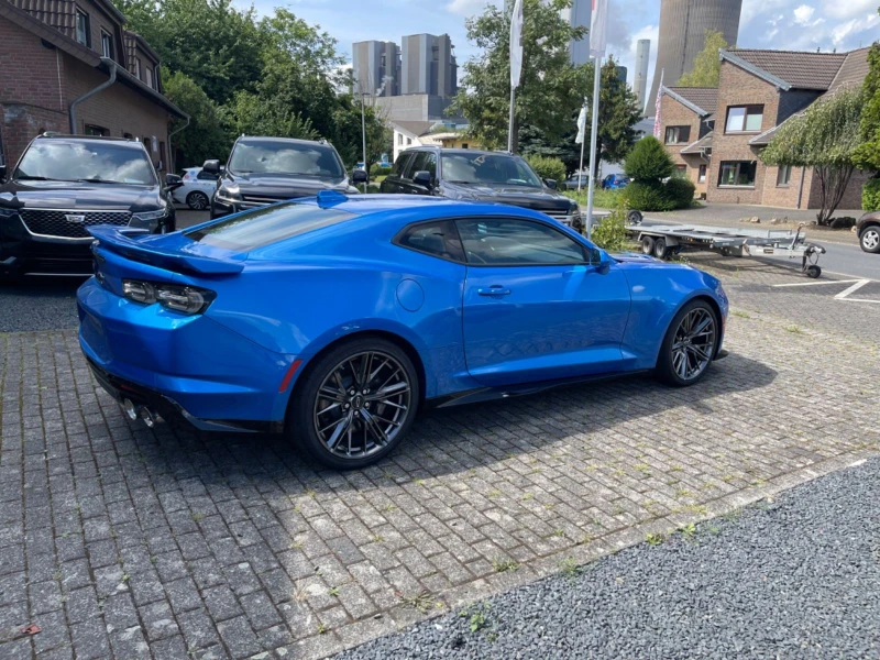 Chevrolet Camaro 6.2l V8 ZL1 Coupe, снимка 11 - Автомобили и джипове - 25849272