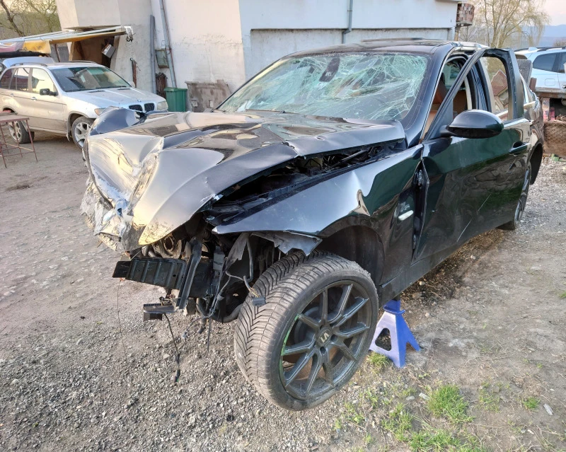 BMW 330 4х4, снимка 2 - Автомобили и джипове - 47310012