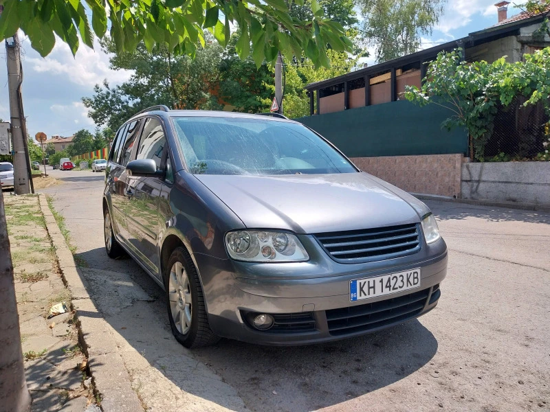 VW Touran, снимка 2 - Автомобили и джипове - 46650812