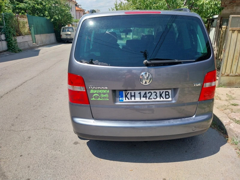 VW Touran, снимка 6 - Автомобили и джипове - 46650812