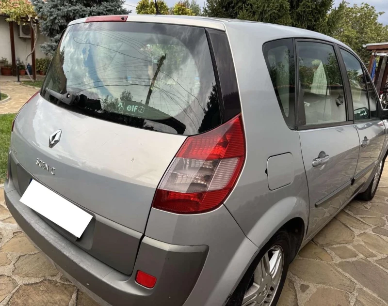 Renault Scenic, снимка 7 - Автомобили и джипове - 47948680