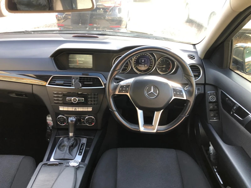 Mercedes-Benz C 220 AVTOMATIC-7G TRONIC/FACE/ОБСЛУЖЕНА, снимка 11 - Автомобили и джипове - 48531238