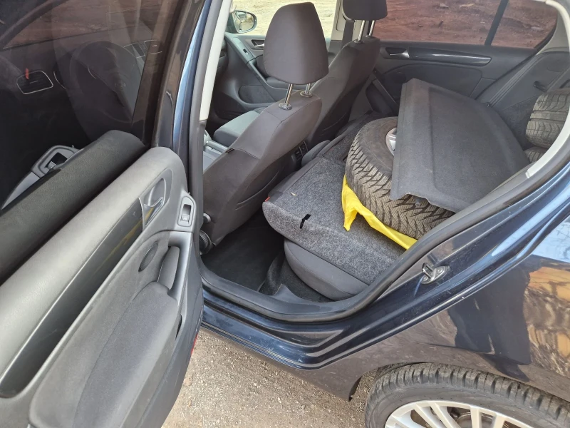 VW Golf 1.6TDI, 105к.с, Евро 5А, Бартер, Лизинг , снимка 8 - Автомобили и джипове - 49135726