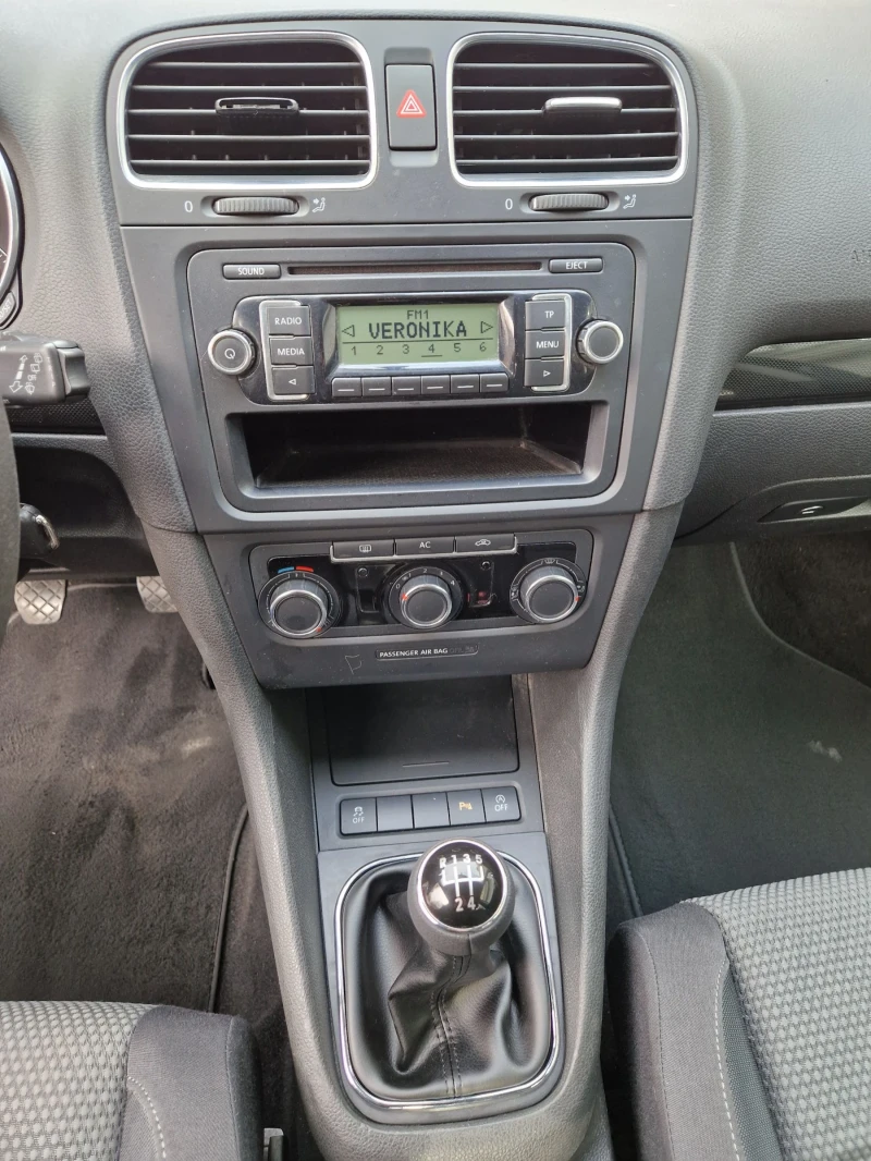 VW Golf 1.6TDI, 105к.с, Евро 5А, Италия , снимка 12 - Автомобили и джипове - 49135726