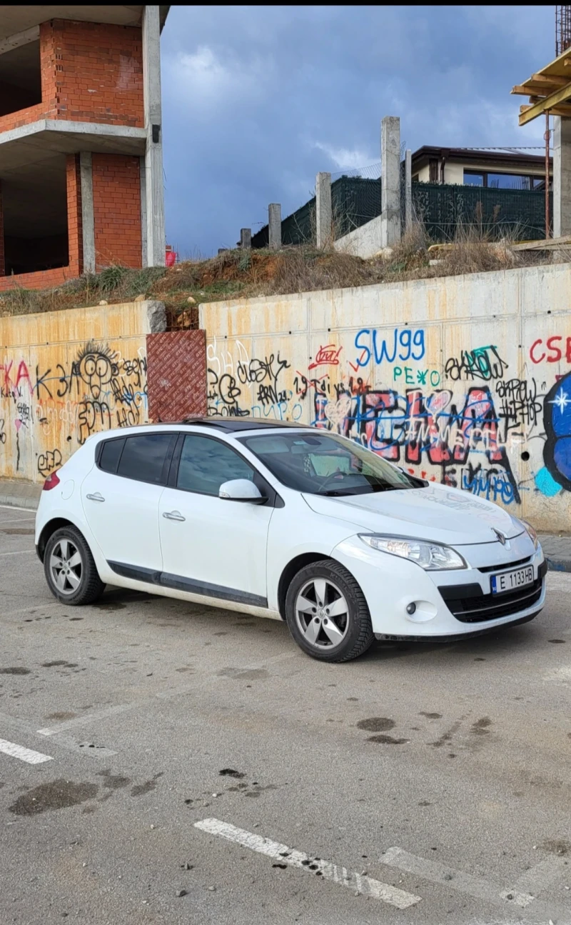Renault Megane 1.5 dci  2012г., снимка 6 - Автомобили и джипове - 52251036