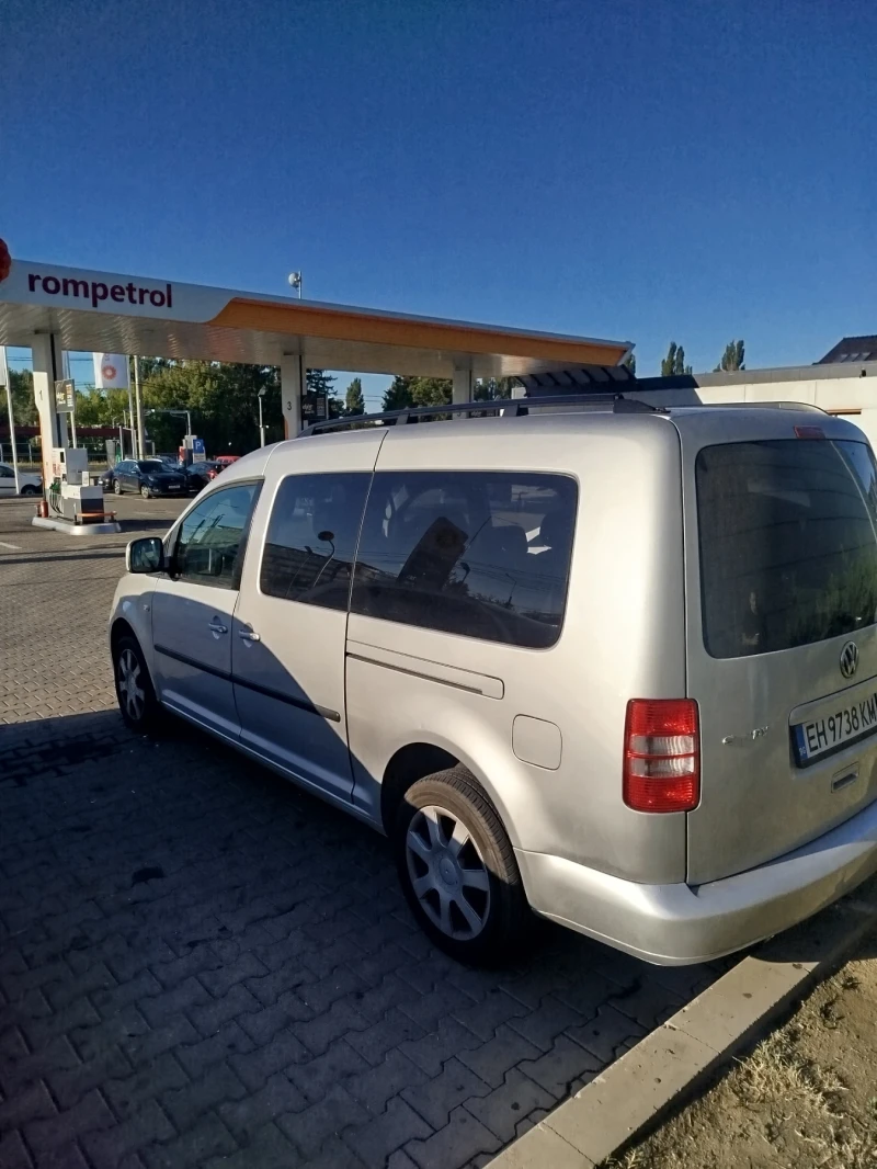 VW Caddy Maxi 6+ 1, снимка 3 - Автомобили и джипове - 52569540
