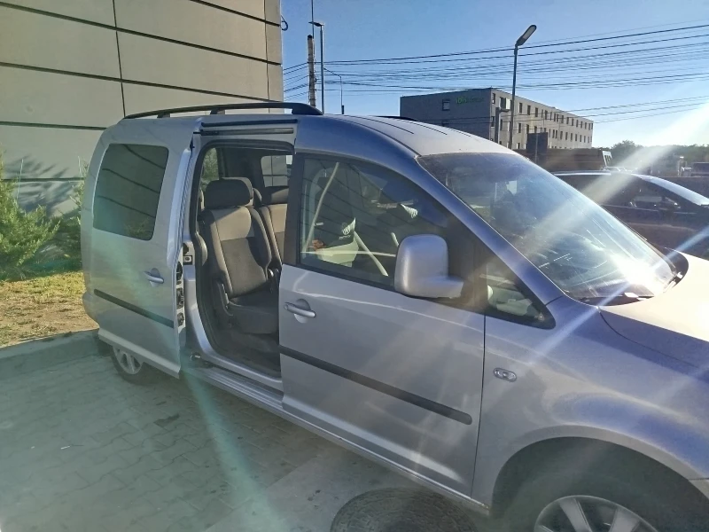 VW Caddy Maxi 6+ 1, снимка 5 - Автомобили и джипове - 52569540