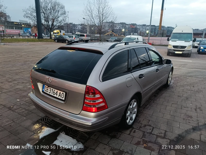Mercedes-Benz C 200 2.0 CDI, снимка 4 - Автомобили и джипове - 52885931
