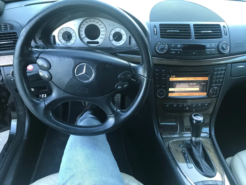 Mercedes-Benz E 280, снимка 9 - Автомобили и джипове - 53025203
