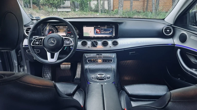 Mercedes-Benz E 220, снимка 10 - Автомобили и джипове - 53301598