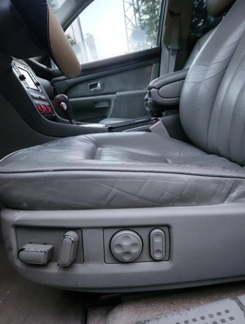 Audi A8 QUATTRO , снимка 9 - Автомобили и джипове - 53329490