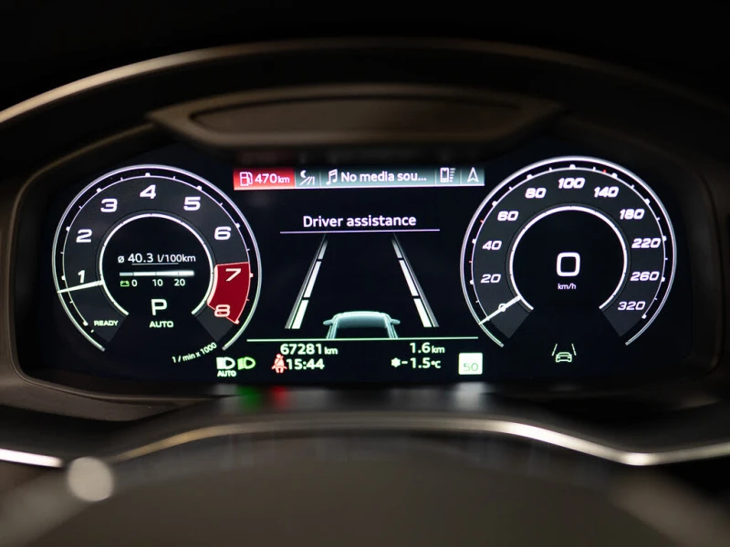 Audi Rs6 Avant* quattro* АвтоКредит* (ЦЕНА ДО БГ), снимка 9 - Автомобили и джипове - 53470935