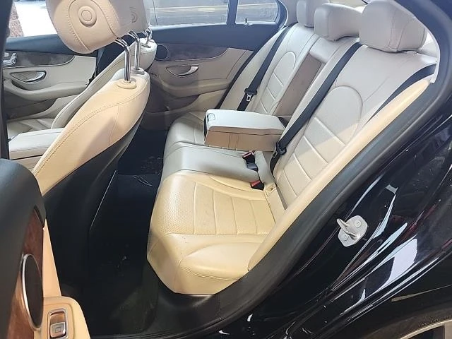 Mercedes-Benz C 300 KEYLESS/ПАНОРАМА/ЗАДНА КАМЕРА/МЪРТВА ЗОНА/, снимка 10 - Автомобили и джипове - 48324950