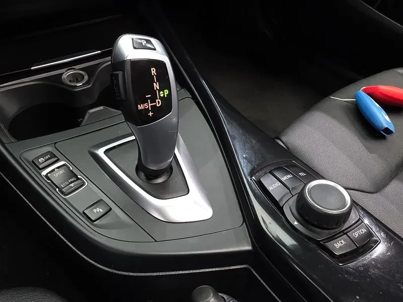 BMW 116, снимка 9 - Автомобили и джипове - 55348262