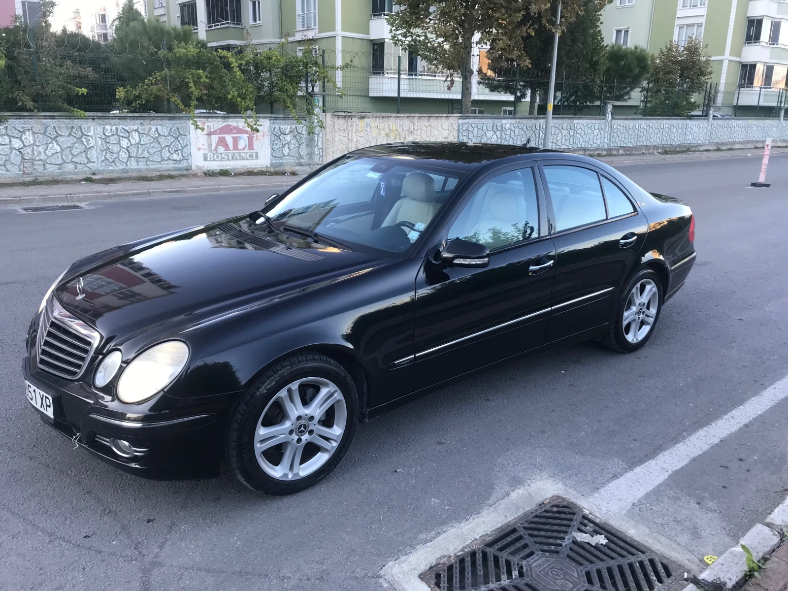 Mercedes-Benz E 280, снимка 1