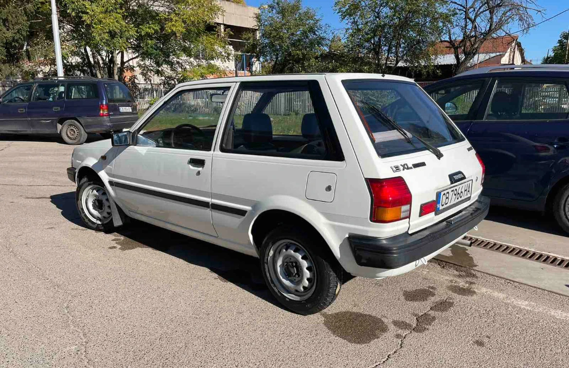 Toyota Starlet  - изображение 3