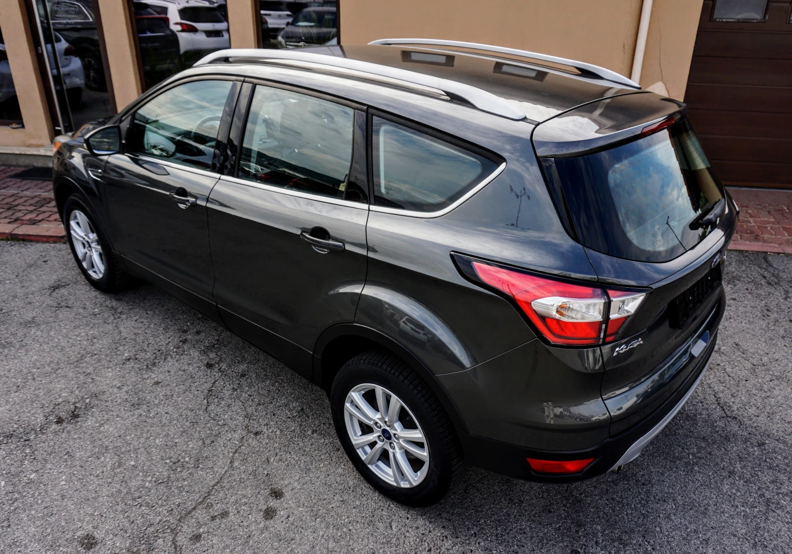 Ford Kuga 1.5 ECOBOOST BUSINESS - изображение 4