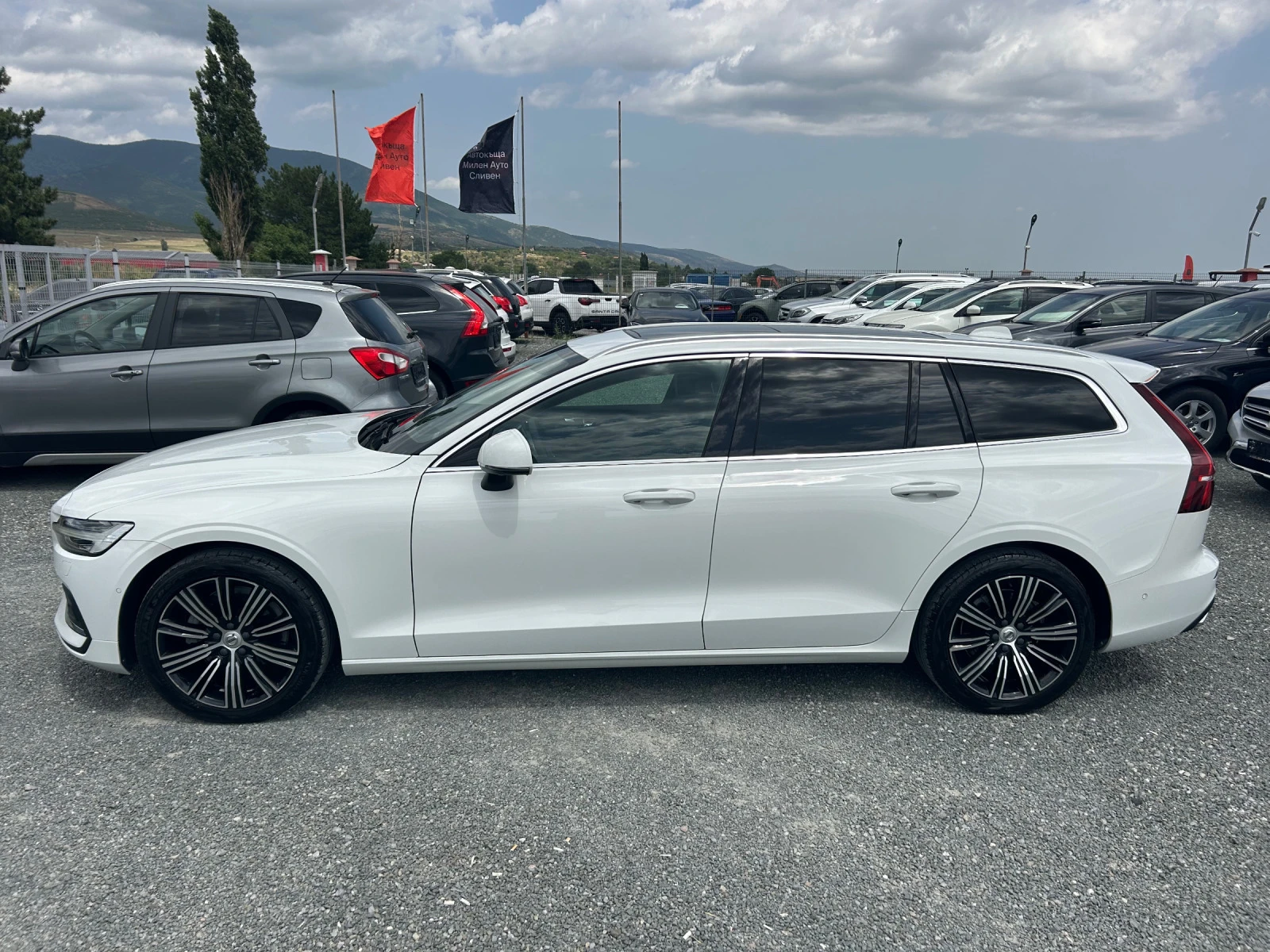 Volvo V60 (KATO НОВА) - изображение 9