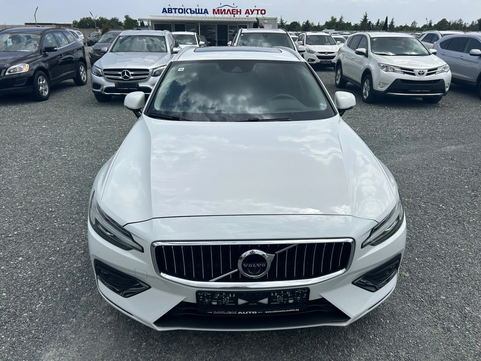 Volvo V60 (KATO НОВА) - изображение 2