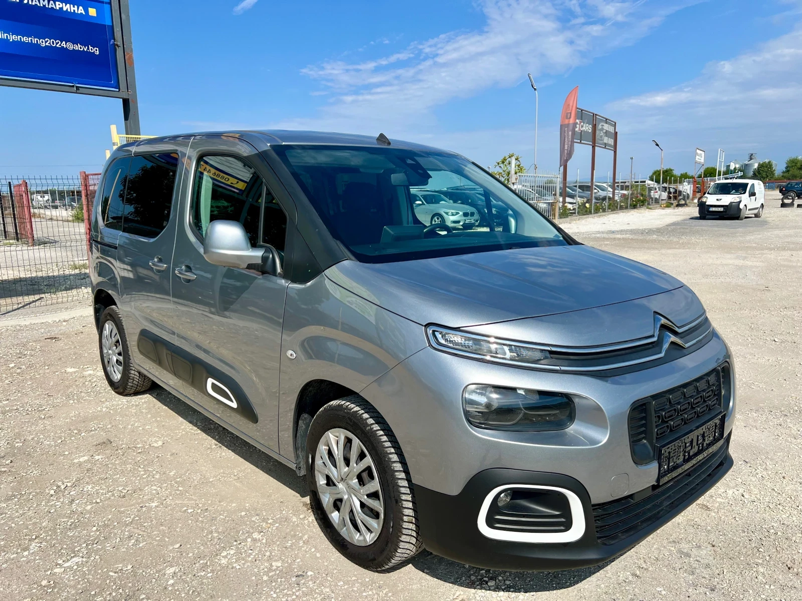 Citroen Berlingo 1.5 Blue HDI - изображение 2