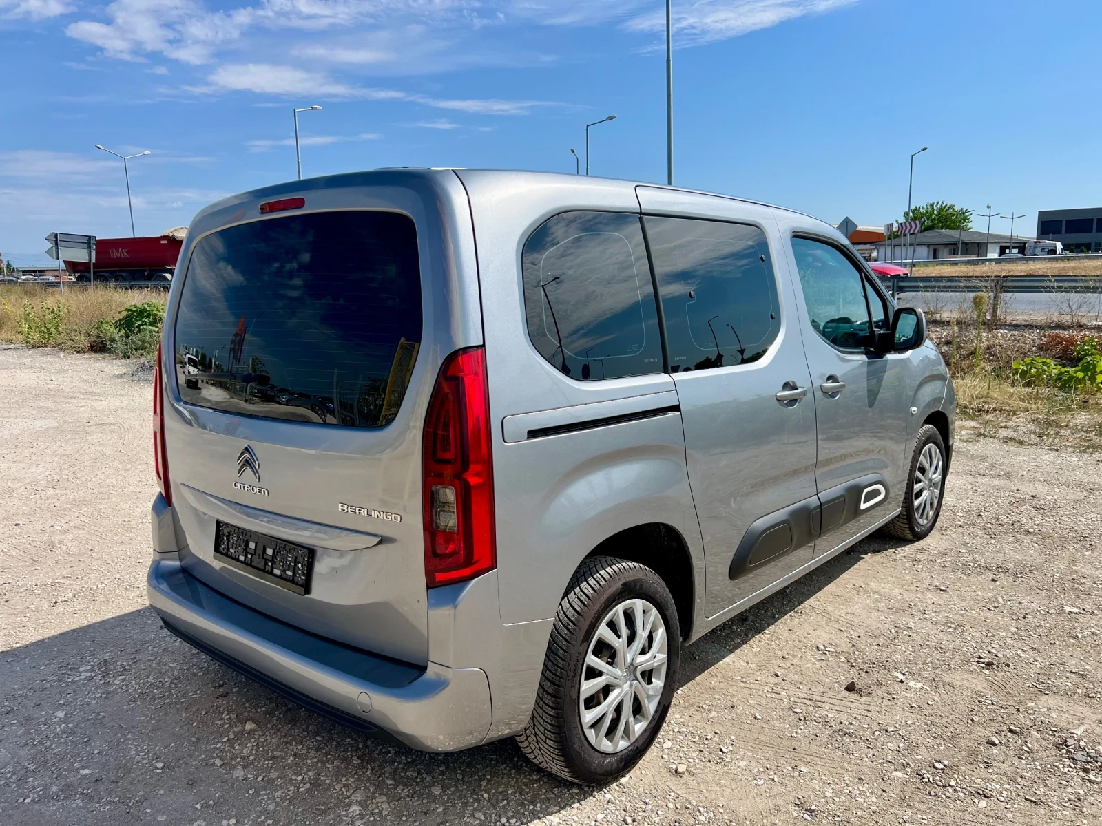 Citroen Berlingo 1.5 Blue HDI - изображение 6