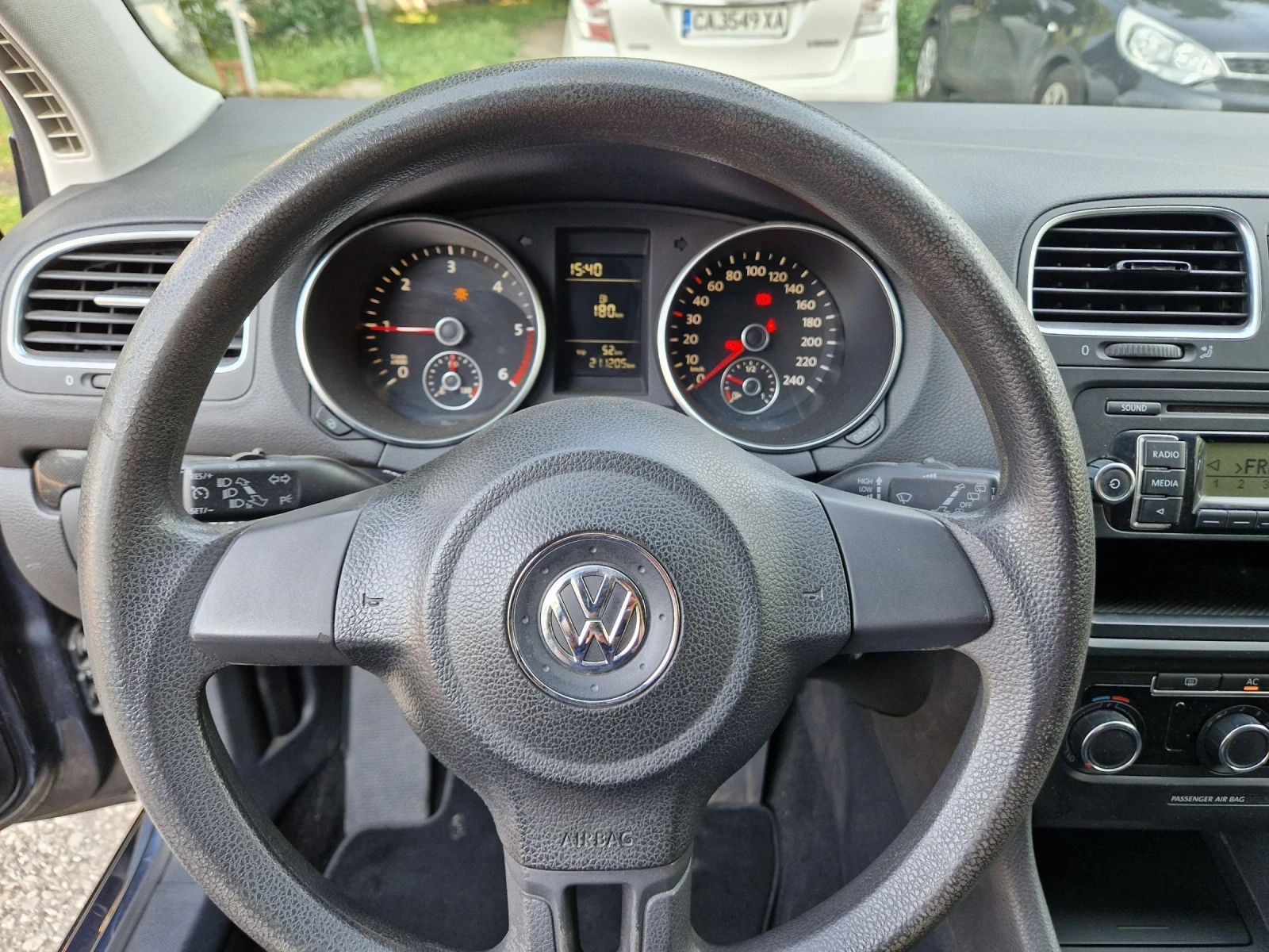VW Golf 1.6TDI, 105�.�, ���� 5�, ������, ������  | Mobile.bg � ����������� 11
