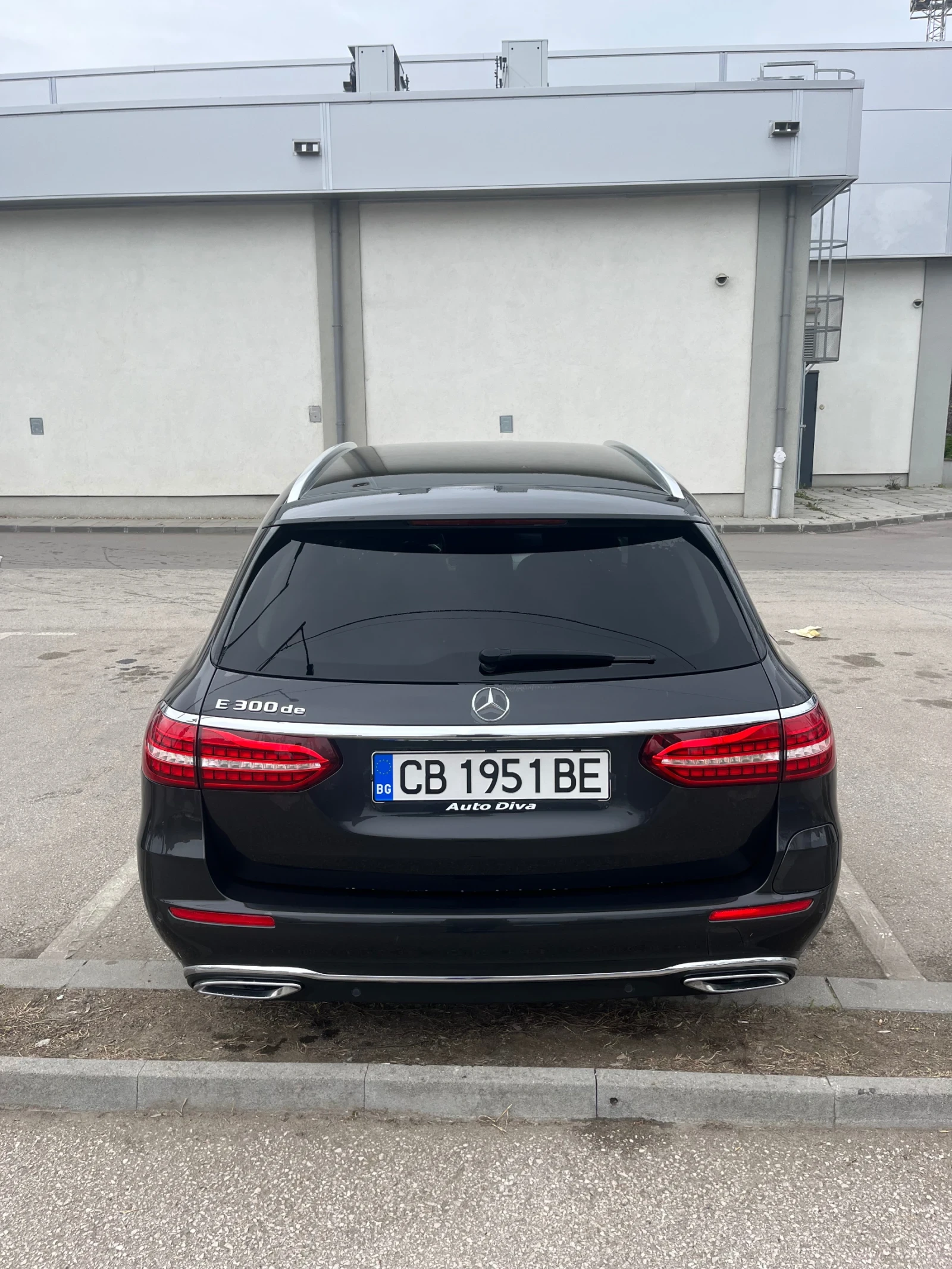 Mercedes-Benz E 300 E300de - изображение 5